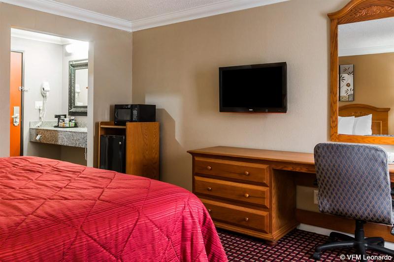 Отель Quality Inn & Suites Atlanta Airport South