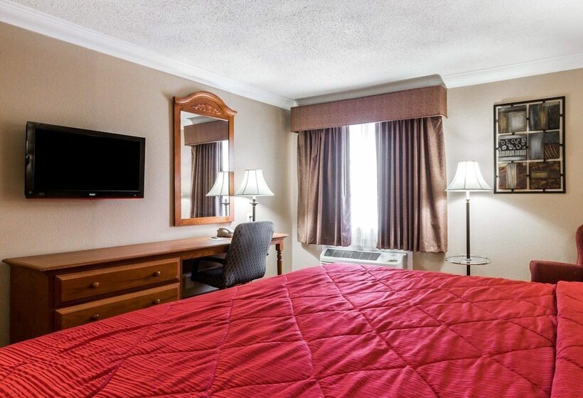 Отель Quality Inn & Suites Atlanta Airport South