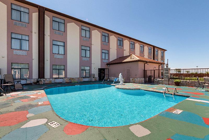 فندق Quality Inn & Suites