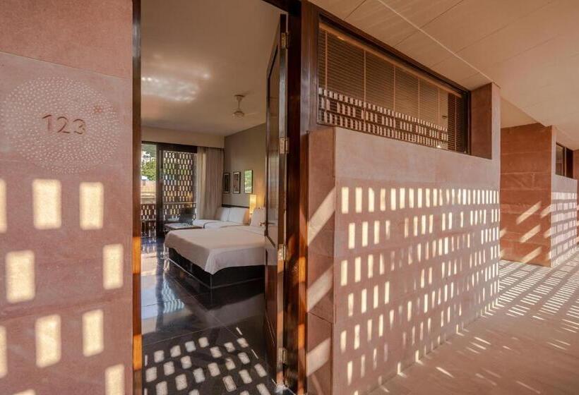 בית מלון כפרי Raas Jodhpur