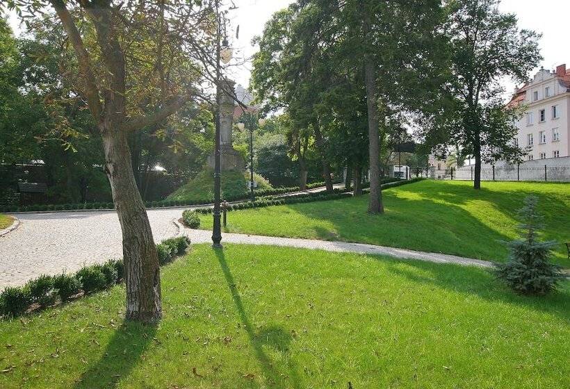 فندق Sarmata Zespół Dworski