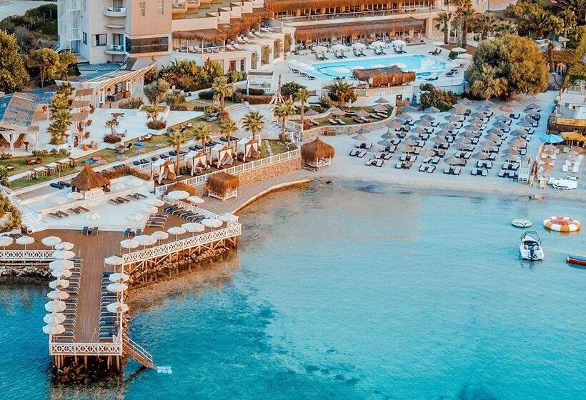 هتل Design Plus Seya Beach