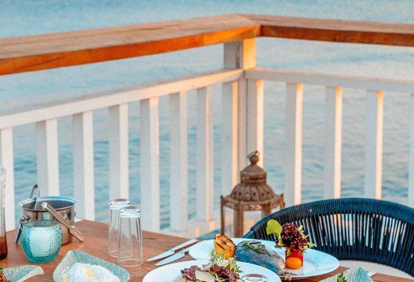 هتل Design Plus Seya Beach