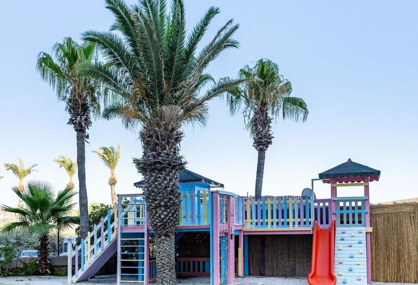 هتل Design Plus Seya Beach