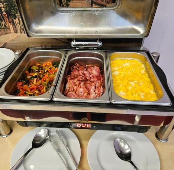 ホテル Sofia By The Railway Station Wroclaw