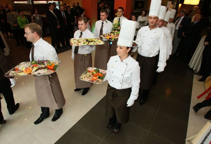 فندق Tęczowy Młyn