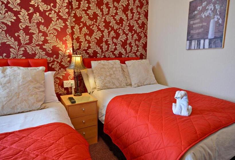 Отель The Astor