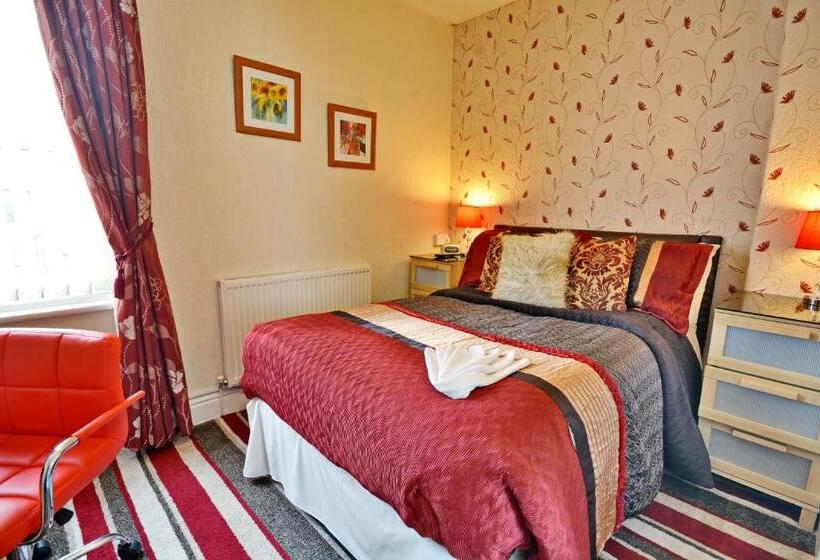 Отель The Astor