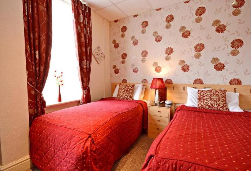 Отель The Astor