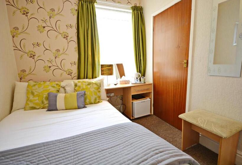 Отель The Astor