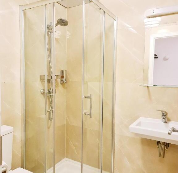 ホテル City London