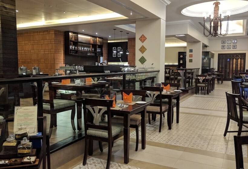 The Gateway Hotel Beach Road, Calicut