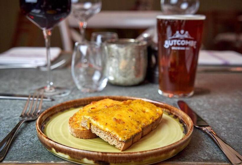 בית מלון כפרי The Horse And Groom Inn