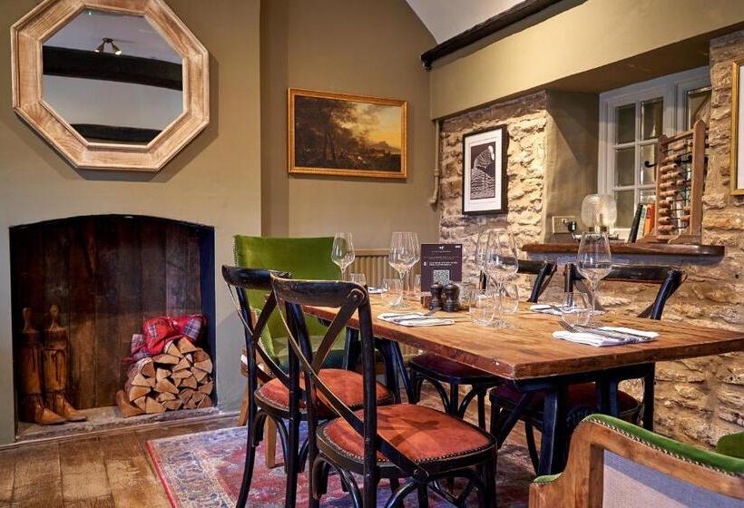 בית מלון כפרי The Horse And Groom Inn