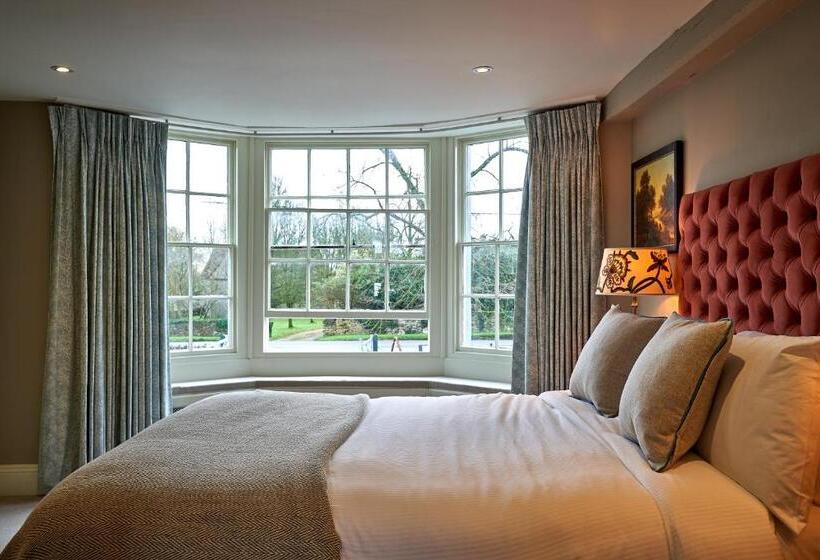 בית מלון כפרי The Horse And Groom Inn