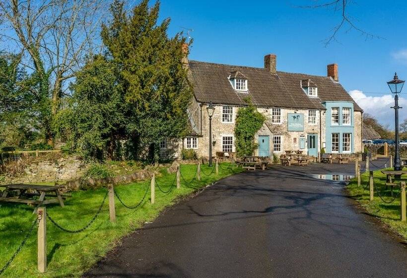 فندق The Horse And Groom Inn