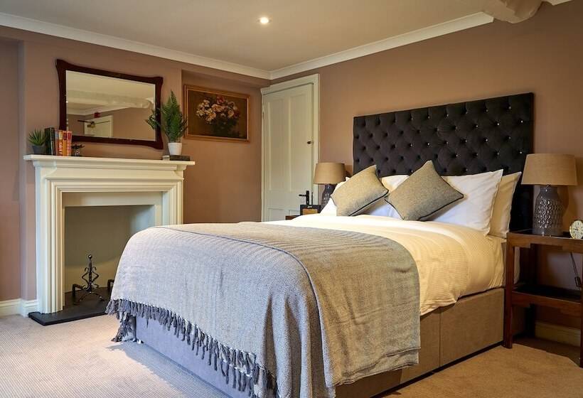 فندق The Horse And Groom Inn