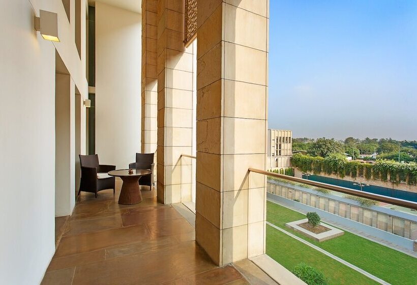 The Lodhi – A Member Of The Leading Hotels Of The World