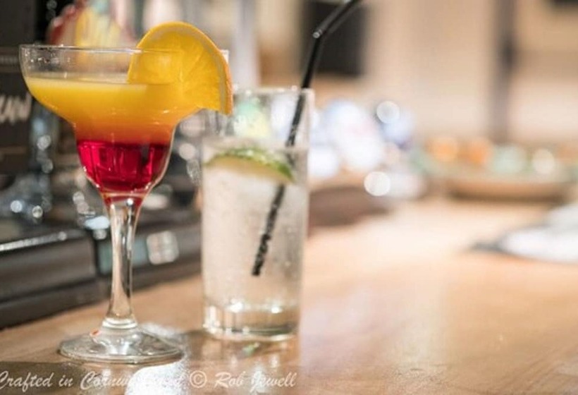 בית מלון כפרי The Lugger Inn