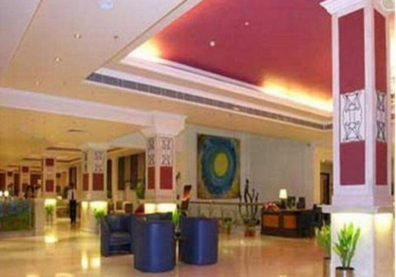 Отель The Piccadily