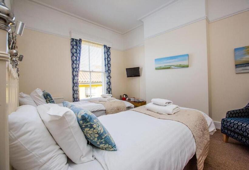 Отель The Red Lion