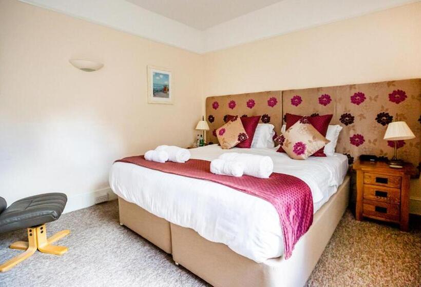 Отель The Red Lion