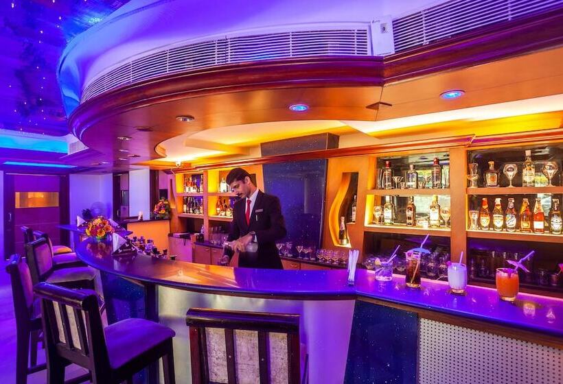 Отель Residency Tower