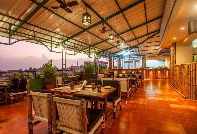 Отель Residency Tower