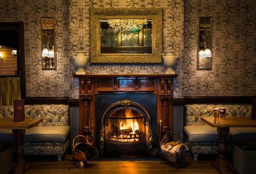 호텔 The Royal Toby