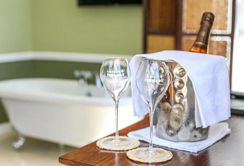 בית מלון כפרי The Wellington