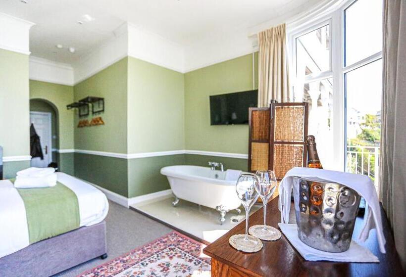 בית מלון כפרי The Wellington