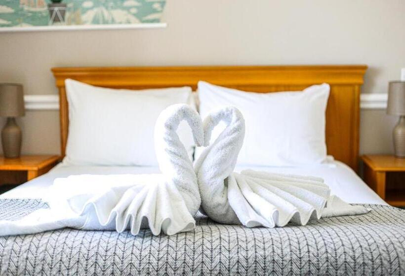 בית מלון כפרי The Wellington