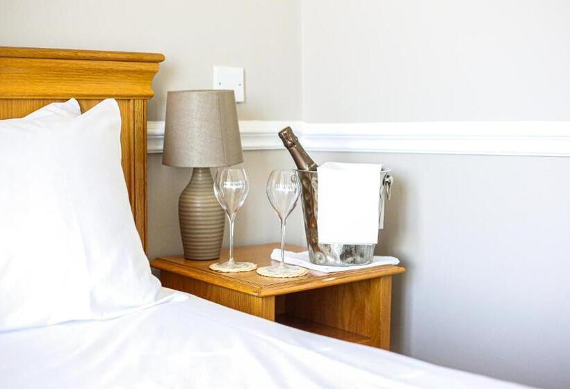 בית מלון כפרי The Wellington