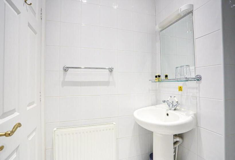 בית מלון כפרי The Wellington