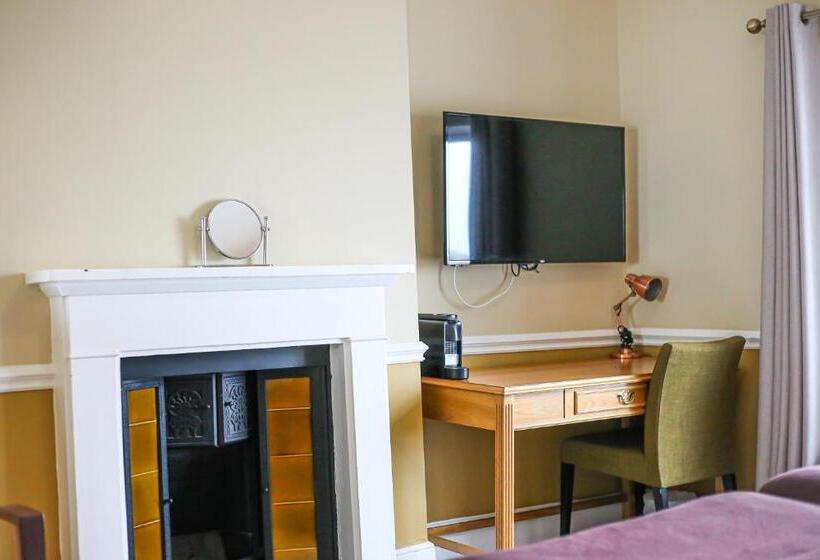 בית מלון כפרי The Wellington