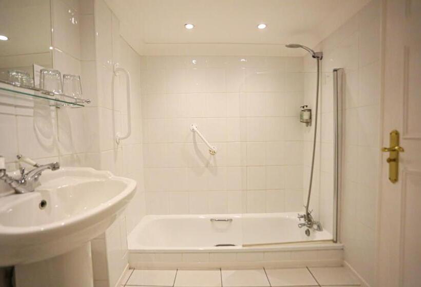 בית מלון כפרי The Wellington