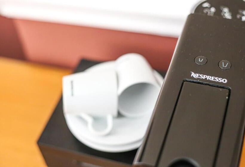 בית מלון כפרי The Wellington