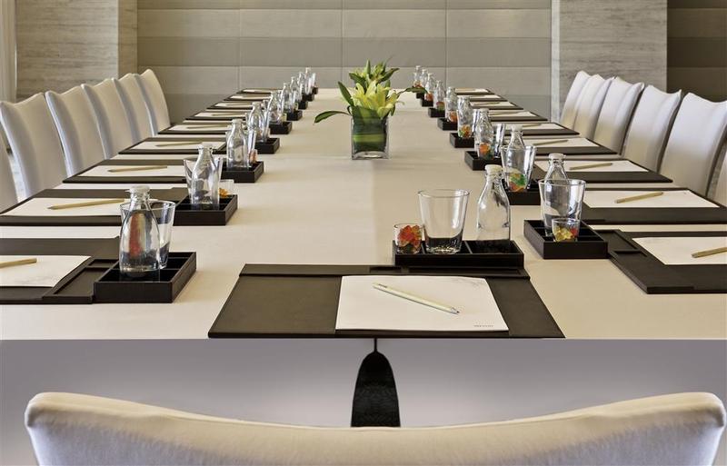 בית מלון כפרי The Westin Gurgaon, New Delhi