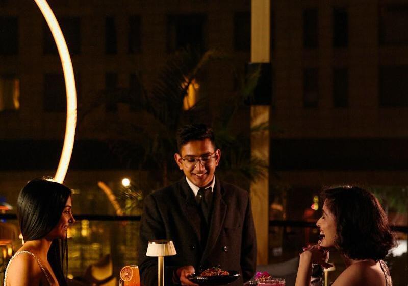 בית מלון כפרי The Westin Gurgaon, New Delhi