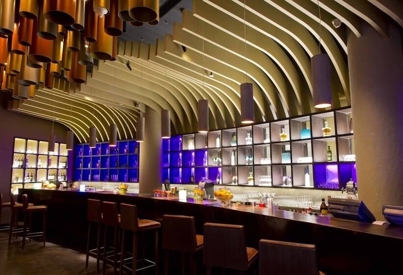 בית מלון כפרי The Westin Gurgaon, New Delhi