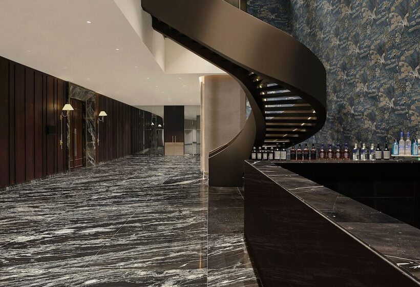 ホテル The Westin Pune Koregaon Park