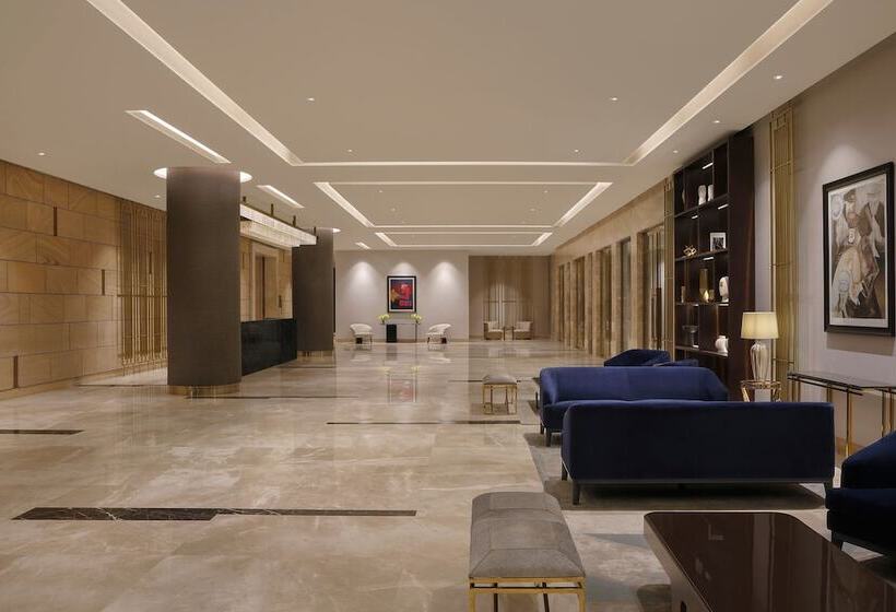 ホテル The Westin Pune Koregaon Park