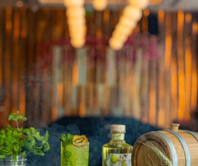 ホテル The Westin Pune Koregaon Park