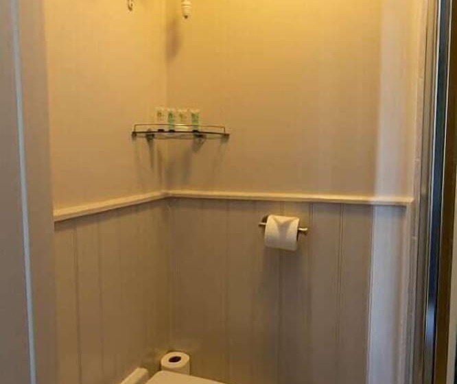 هتل The Whisky Vaults