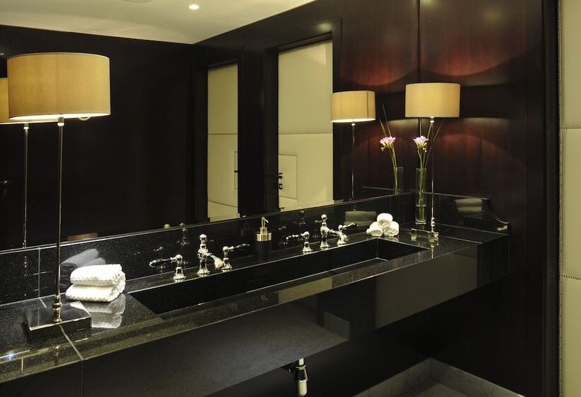 هتل Topazz & Lamée