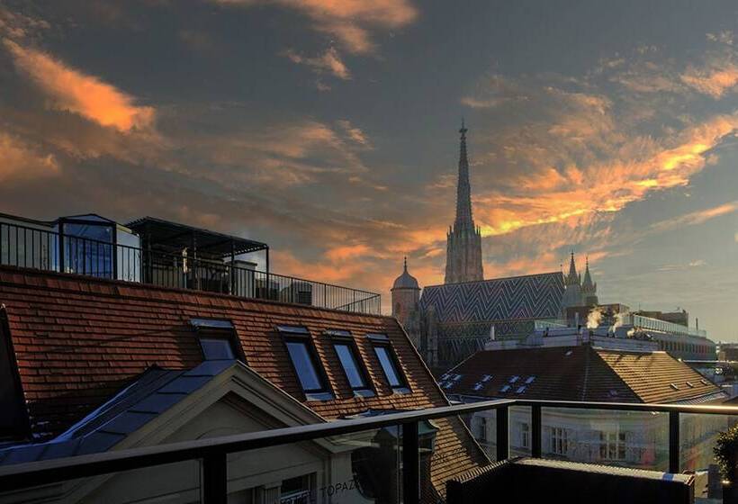 هتل Topazz & Lamée