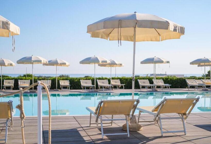 호텔 Torre Guaceto Greenblu Resort