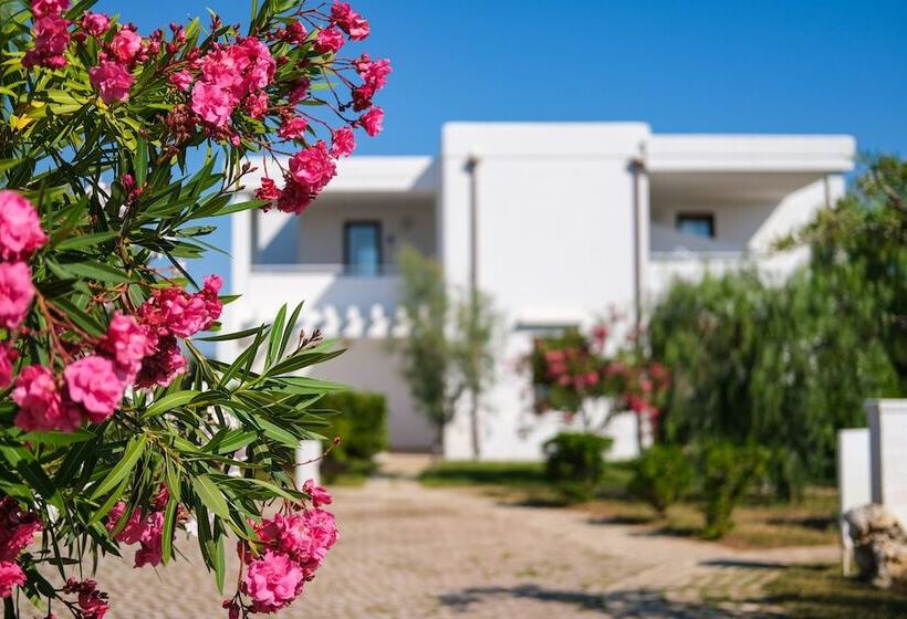 호텔 Torre Guaceto Greenblu Resort