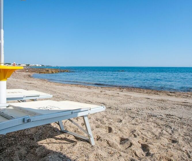 호텔 Torre Guaceto Greenblu Resort