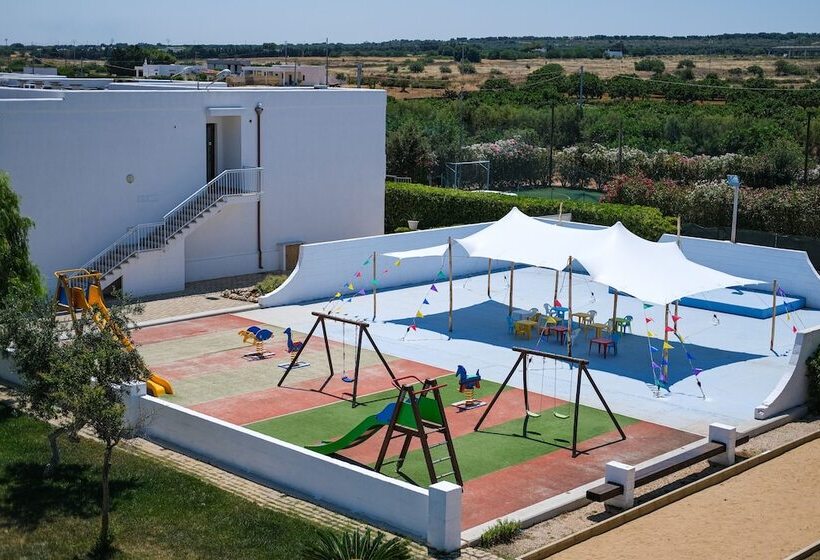 فندق Torre Guaceto Greenblu Resort